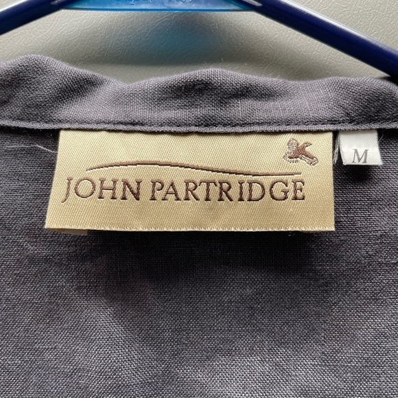 John Partridge 100% Linen Twist Knot Top – Eggplant, Size Medium - Picture 5 of 10